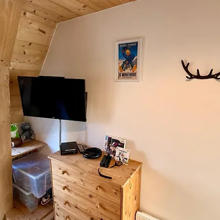 Semesterbostad Buron Lou Fenestrou Dore 4pers